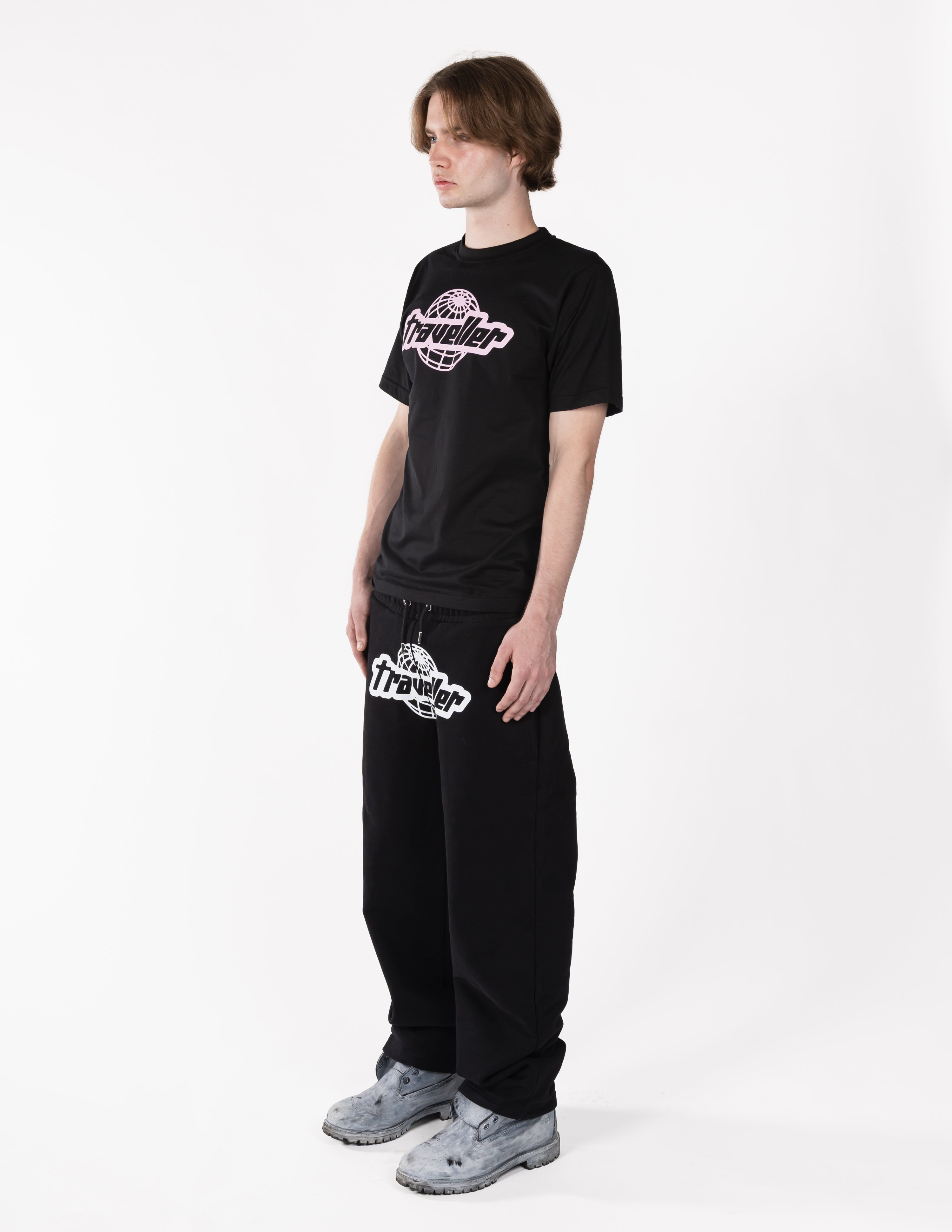 TRAVELLER LOGO T-SHIRT PINK