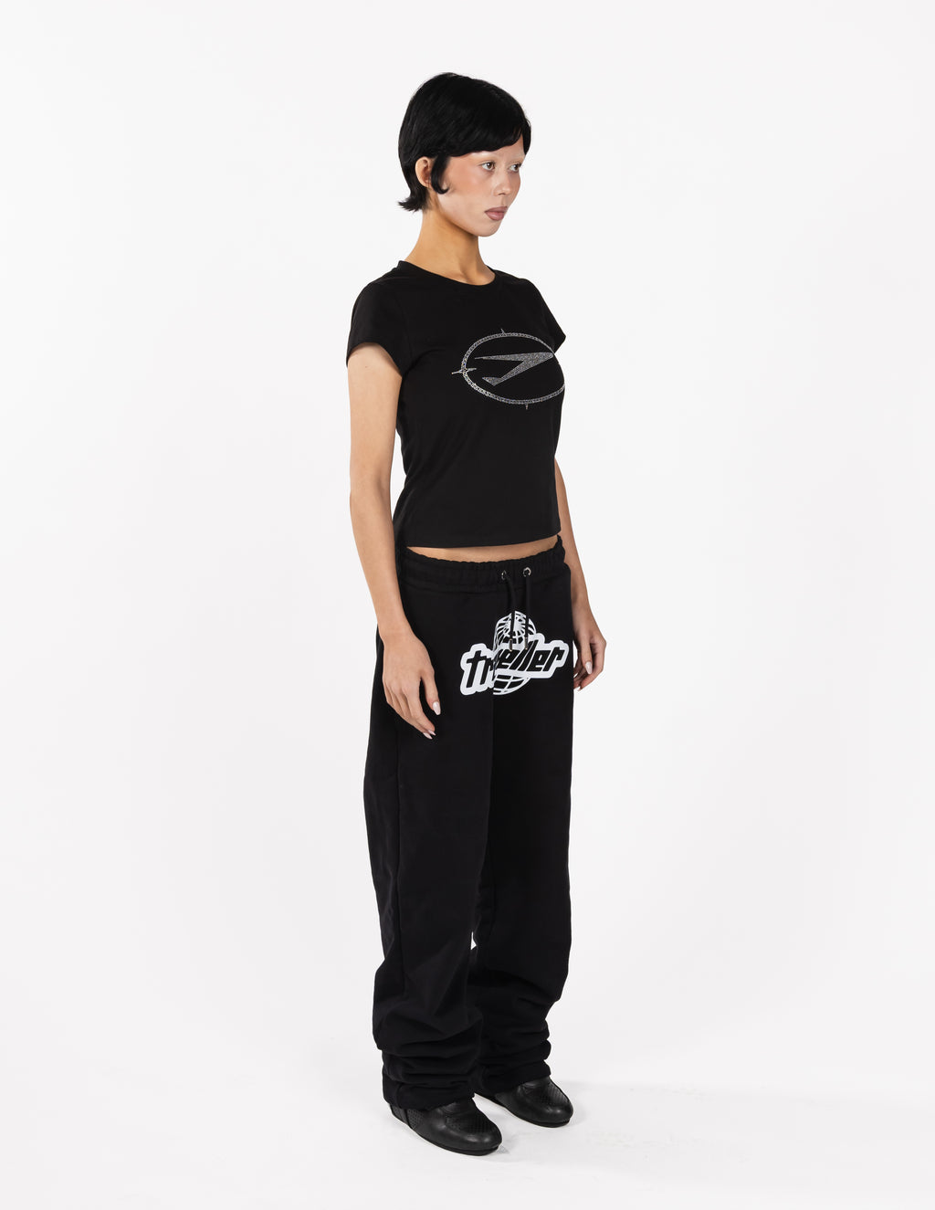 Traveller First Class Baby tee Black/White Rhinestone