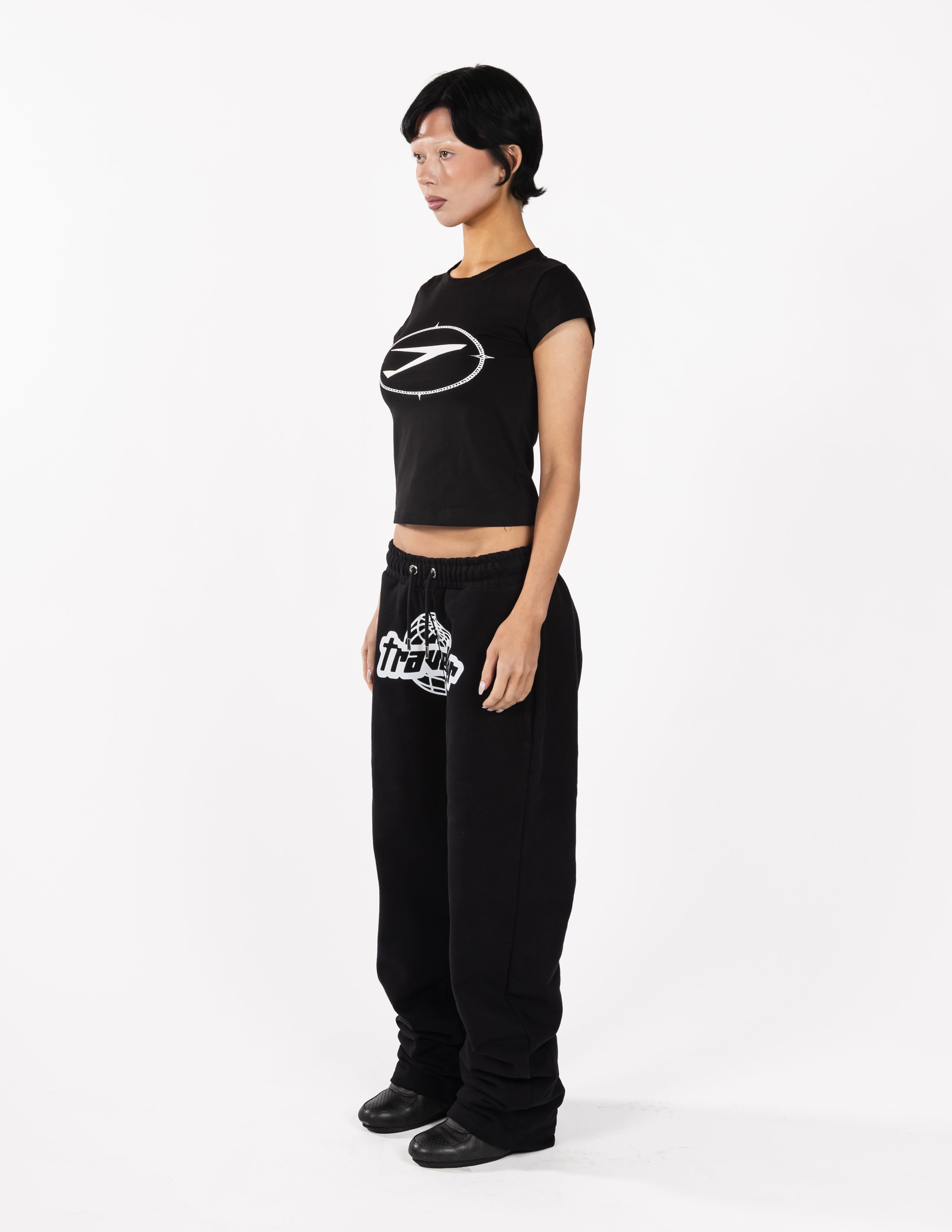 Traveller First Class Baby tee Black
